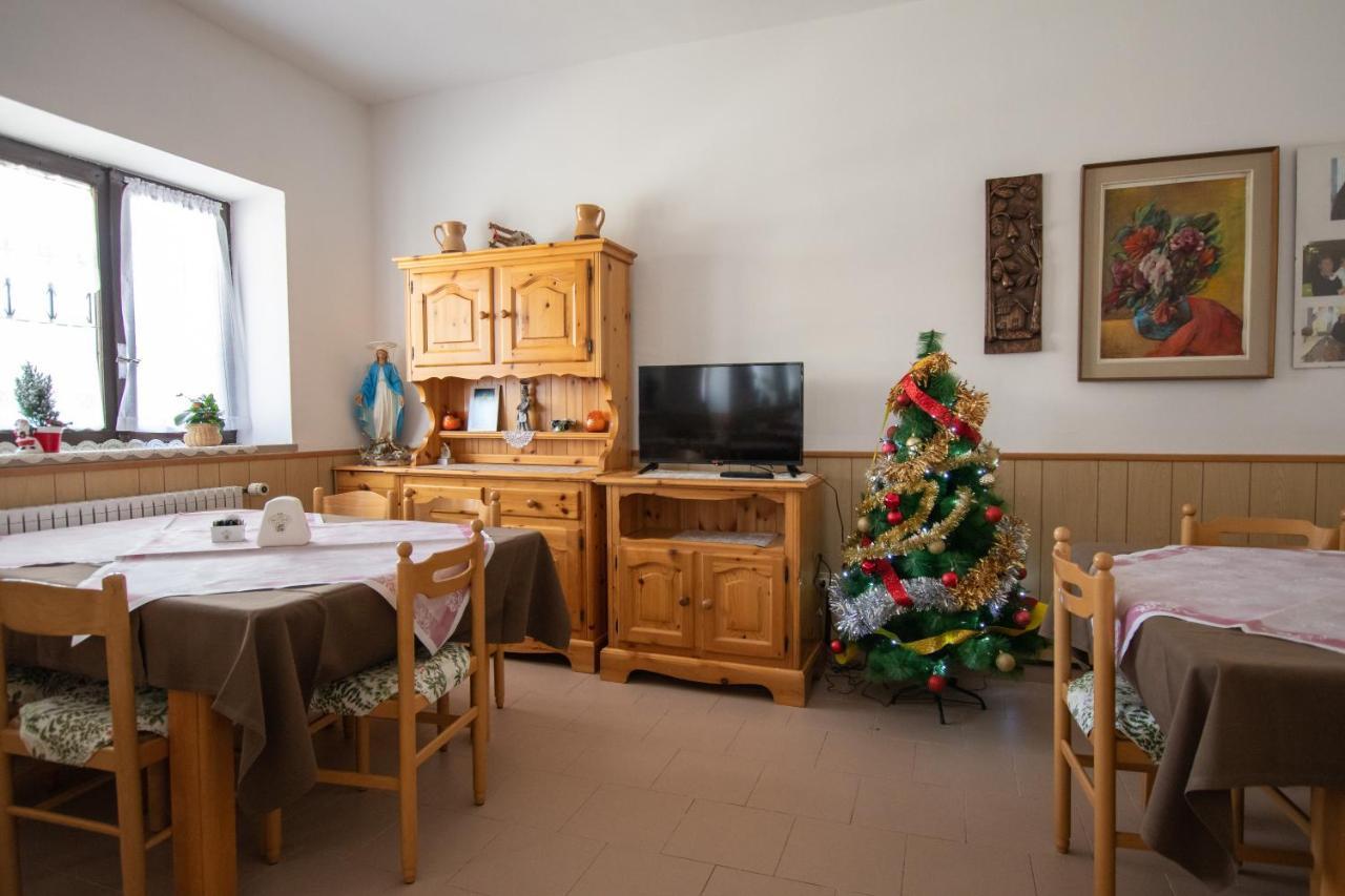 Casa Per Ferie Beatorosaz Hotel Cesana Torinese Kültér fotó