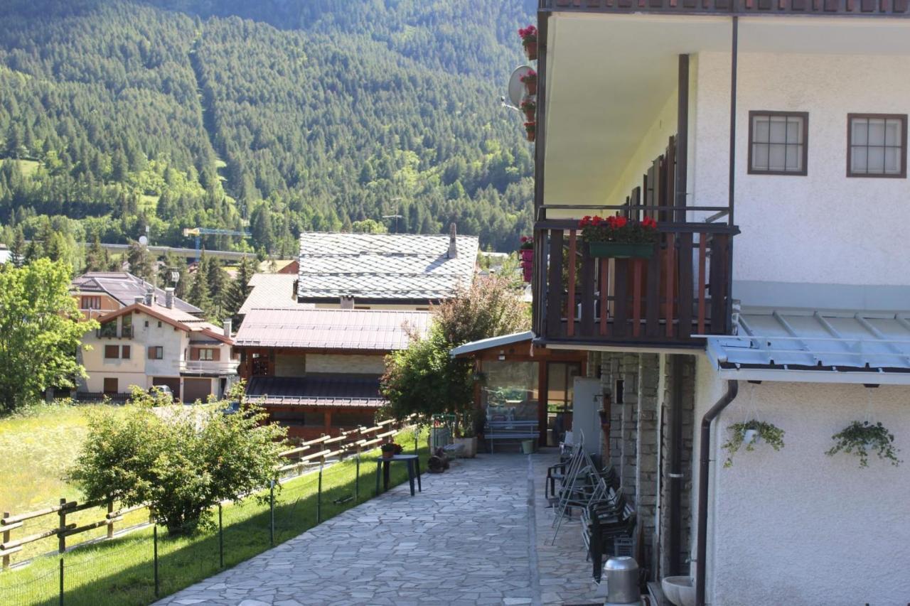 Casa Per Ferie Beatorosaz Hotel Cesana Torinese Kültér fotó